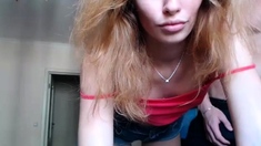 Amateur Webcam Teen Masturbates And Teases